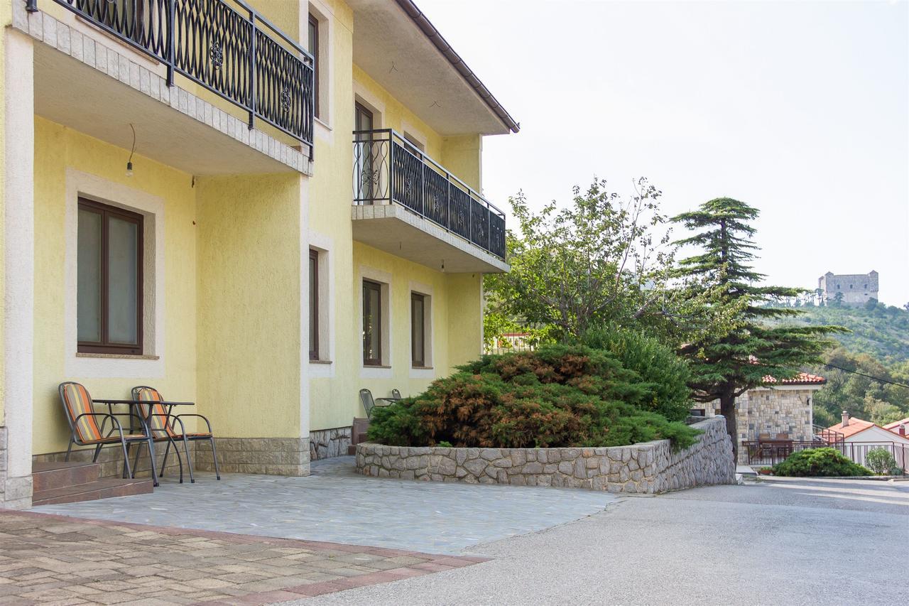 Apartments Marijana Senj  Esterno foto
