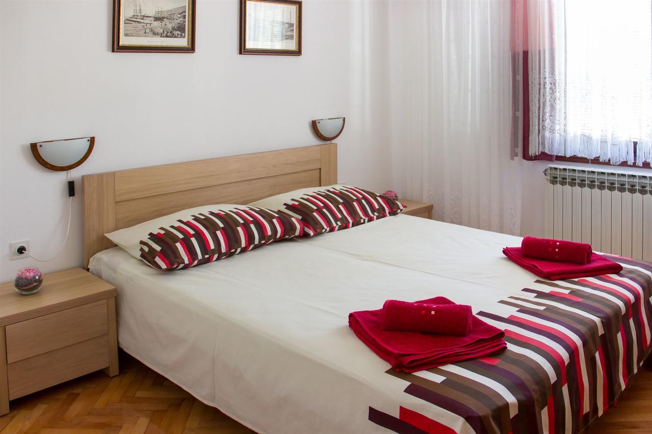Apartments Marijana Senj  Esterno foto