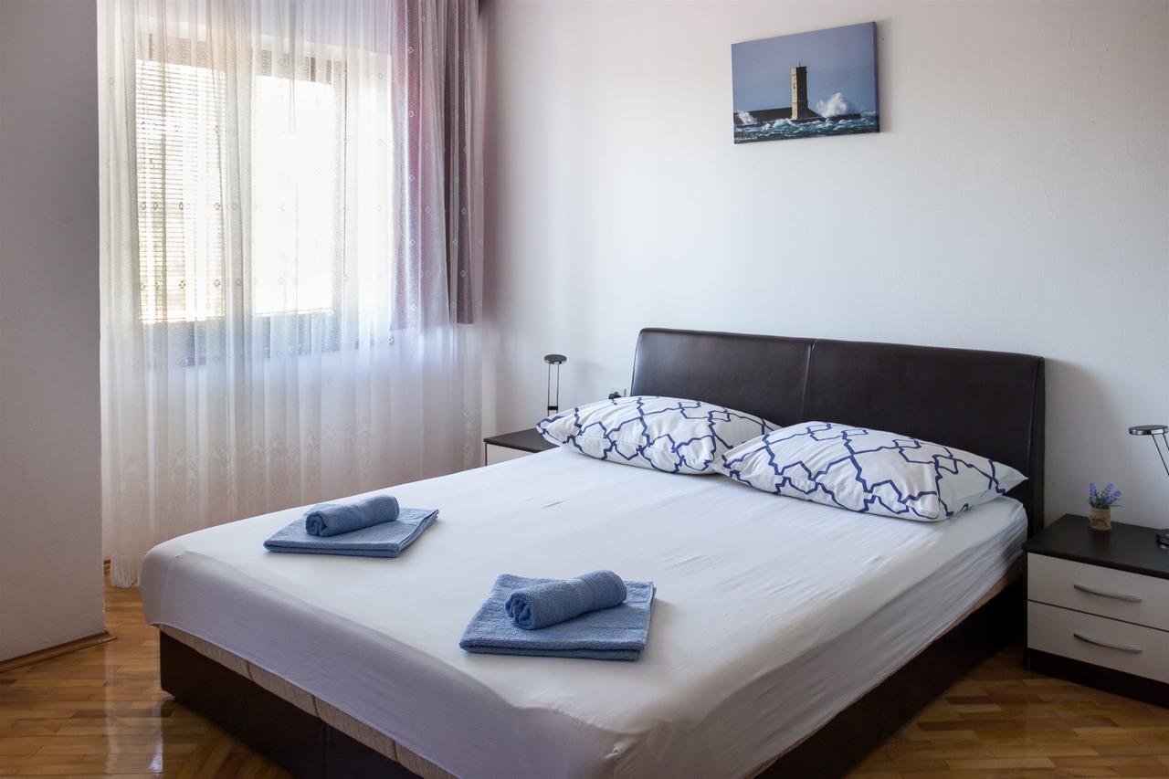Apartments Marijana Senj  Esterno foto