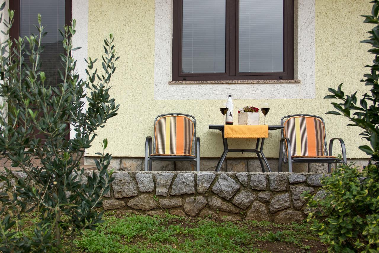 Apartments Marijana Senj  Esterno foto