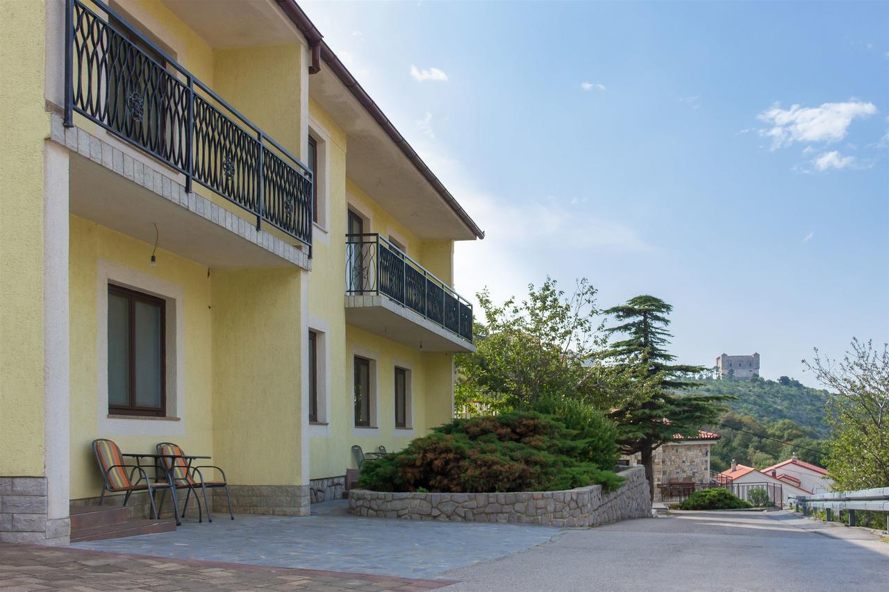 Apartments Marijana Senj  Esterno foto